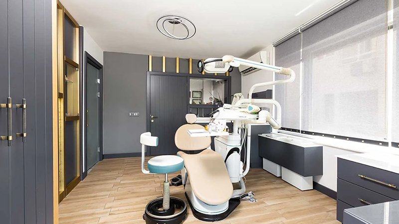 Antalya implant tedavisi — Kadident